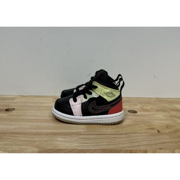 Nike Air Jordan 1 Mid TD Glow in the Dark AV5172-076 Little Kids Size 4c - Picture 3 of 8